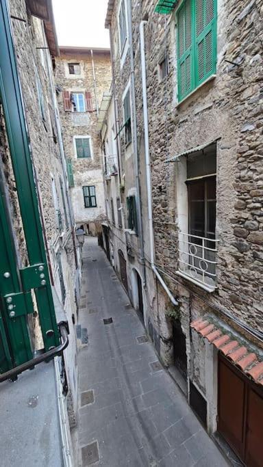 Car.Lo. Casa Vacanze Dolceacqua Eksteriør billede